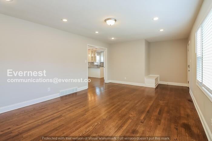 7624 Nall Ave - Photo 5 of 23