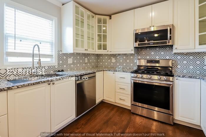 7624 Nall Ave - Photo 6 of 23