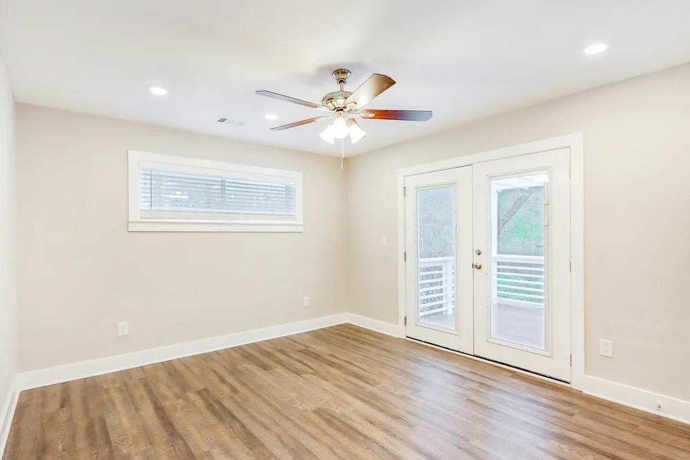 2122 Nichols Ln, Decatur, Ga, 30032 #NA - Photo 2 of 20