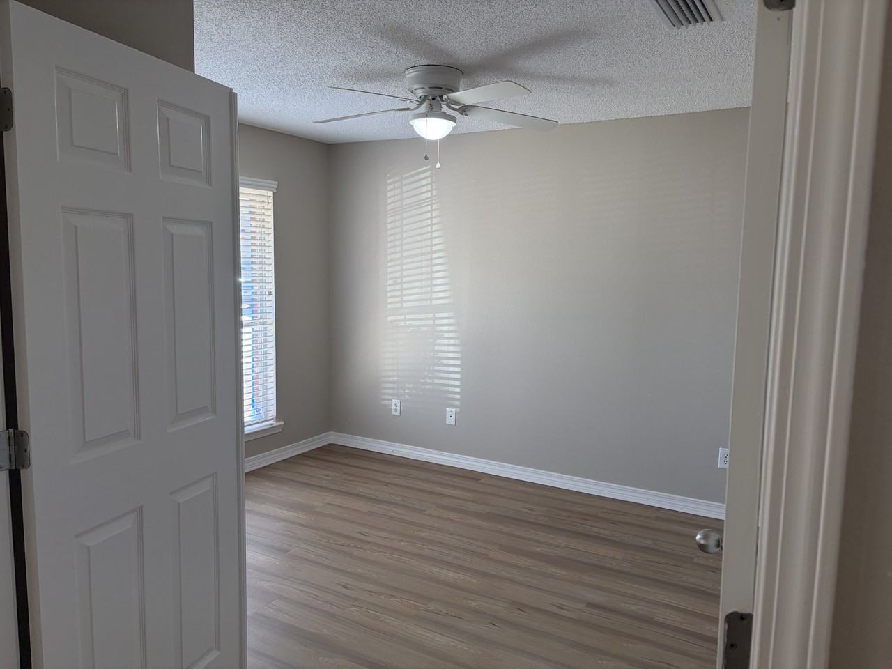 11338 Herschel Loop #NA - Photo 7 of 11