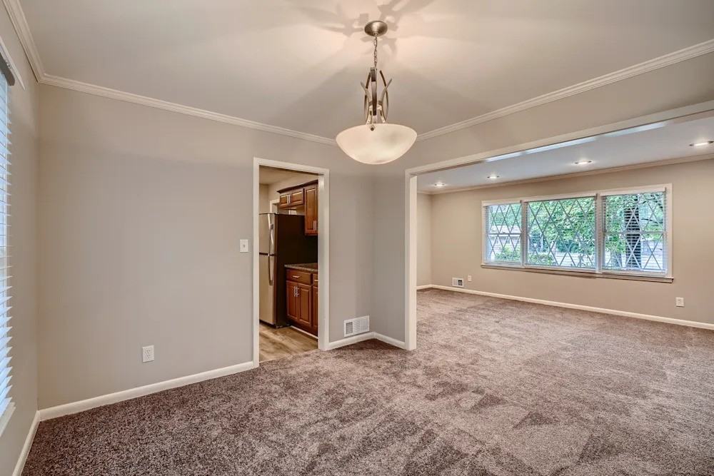 1704 Chase Ridge Dr #NA - Photo 5 of 19