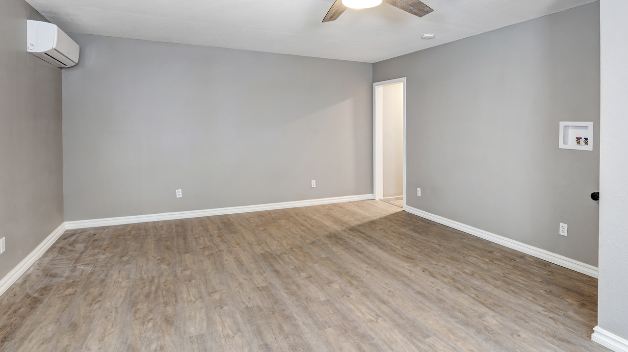 6682 Ventura Ct #1-2 - Photo 3 of 12