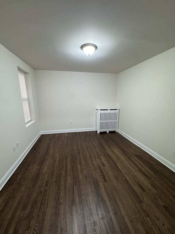 100 75th St #3 - Photo 3 of 6