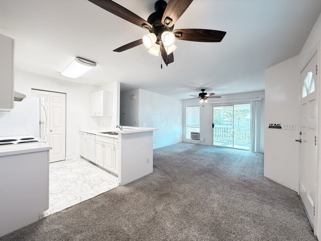 75 6081 Alii Drive #B204 - Photo 2 of 13