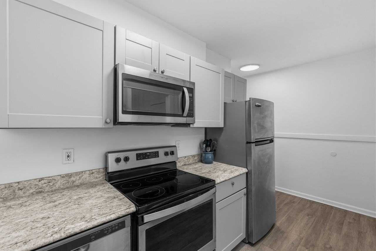 4509 Chouteau Ave #2W - Photo 7 of 14