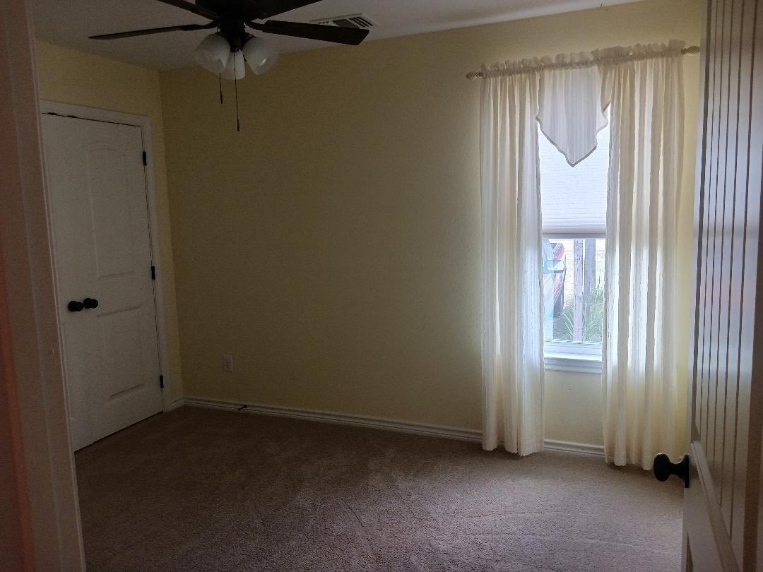 5404 Lake View Dr #NA - Photo 6 of 7