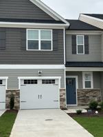 featured image of 17 Fairwinds Dr #17