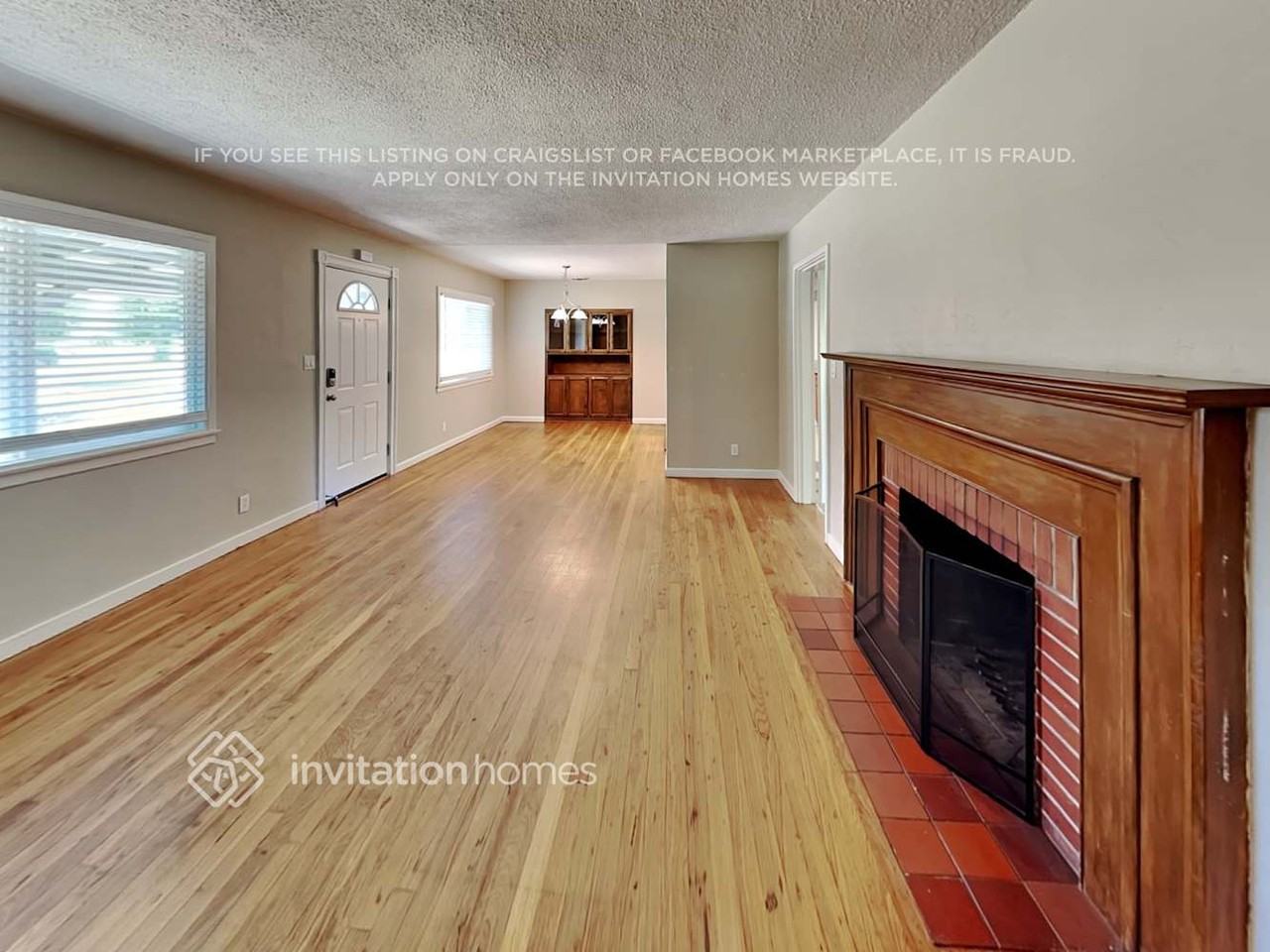 2305 Carlsbad Ave - Photo 3 of 18