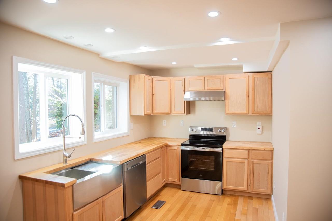 6495 Vernon Woods Dr #NA - Photo 5 of 50