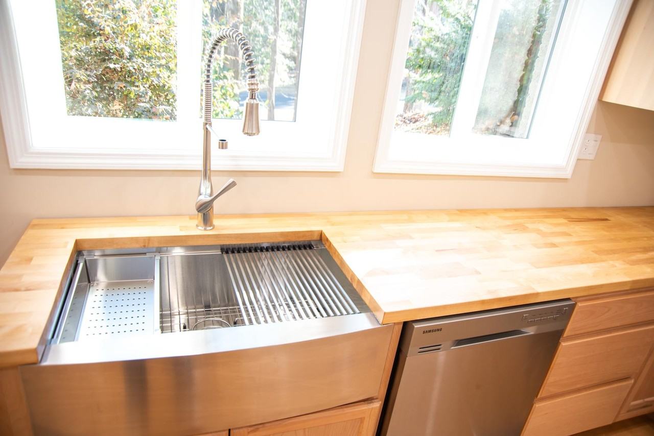 6495 Vernon Woods Dr #NA - Photo 6 of 50