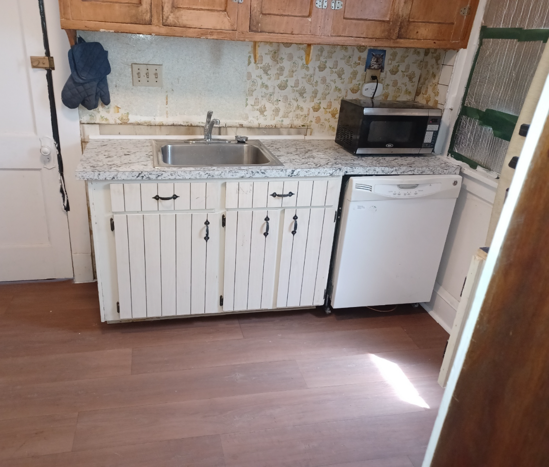 2041 Elbur Ave #NA - Photo 3 of 3