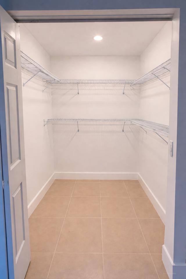 826 Nw 9th St #1 - Photo 2 of 3