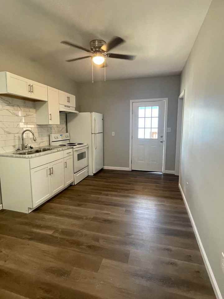 127 E Broadway St #1 - Photo 2 of 6