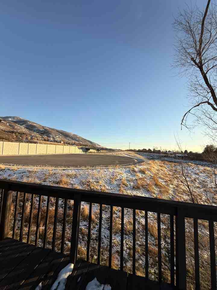 643 Woodridge Dr #NA - Photo 2 of 21