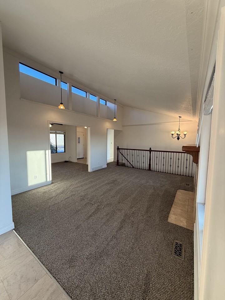 643 Woodridge Dr #NA - Photo 7 of 21