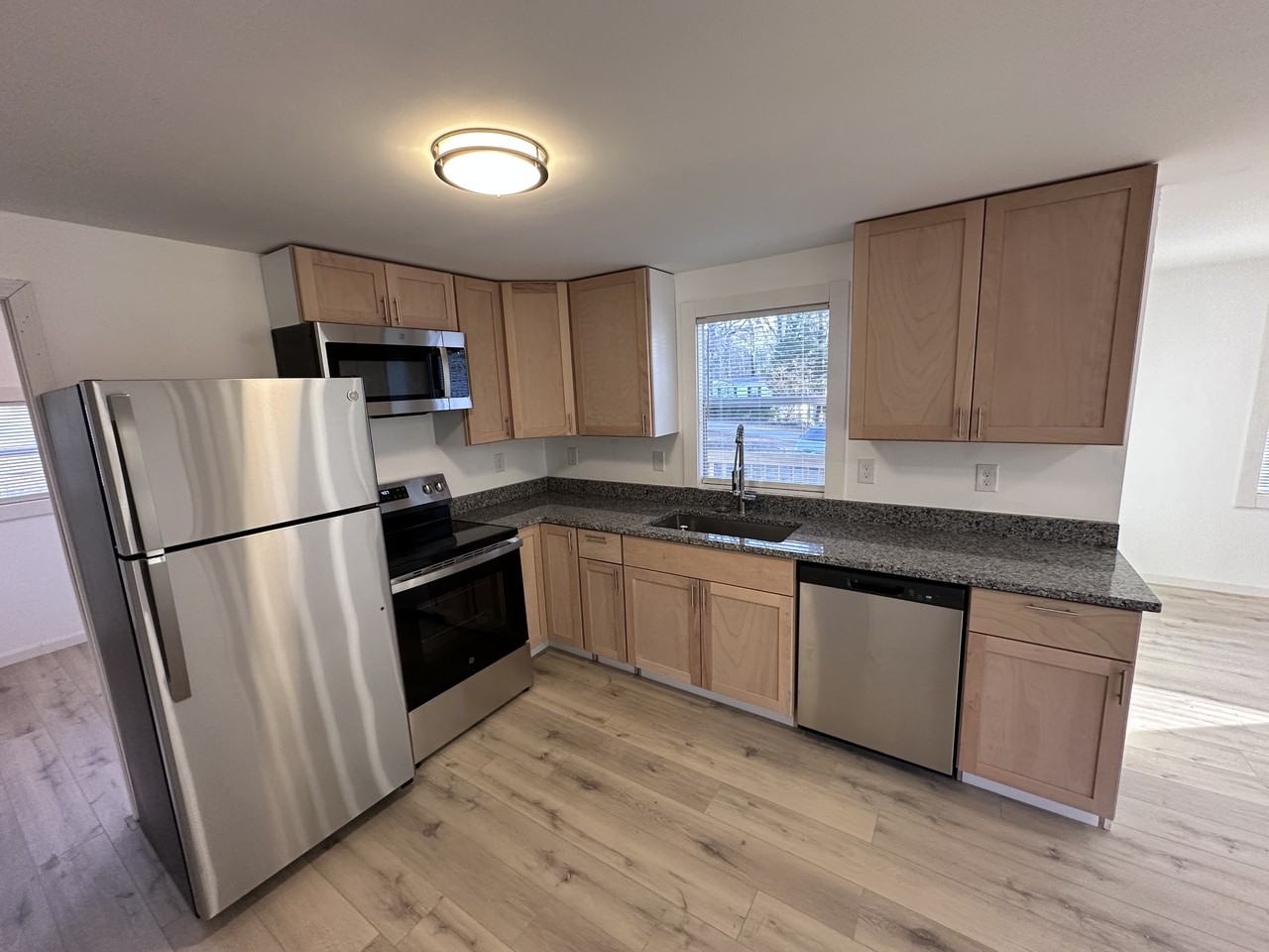 1416 Oak Ln #NA - Photo 6 of 11