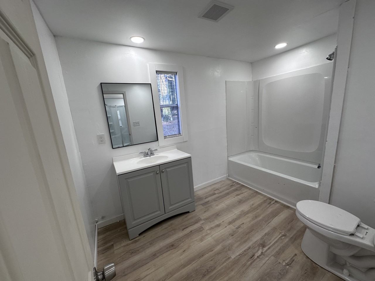 1416 Oak Ln #NA - Photo 7 of 11