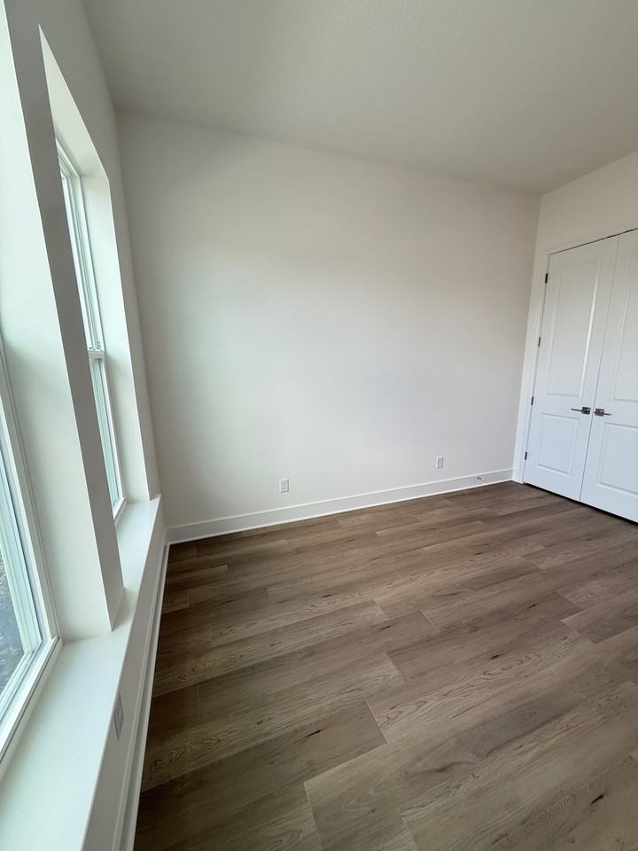 5554 Lumber Mill Rd #NA - Photo 6 of 14