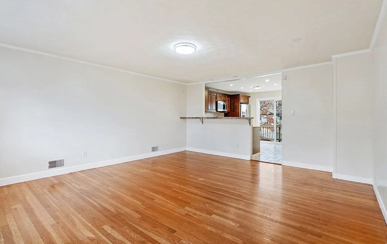 32 Violet St #NA - Photo 4 of 11