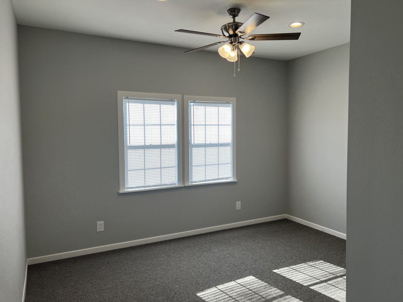 900 Ne Access Rd #NA - Photo 4 of 12