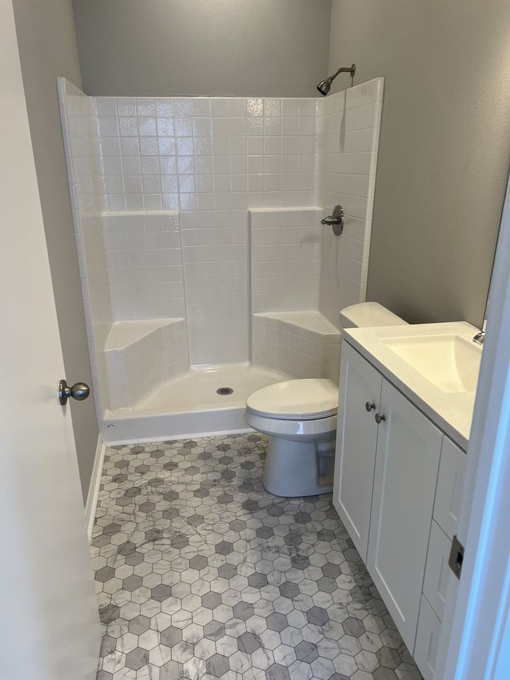 900 Ne Access Rd #NA - Photo 7 of 12