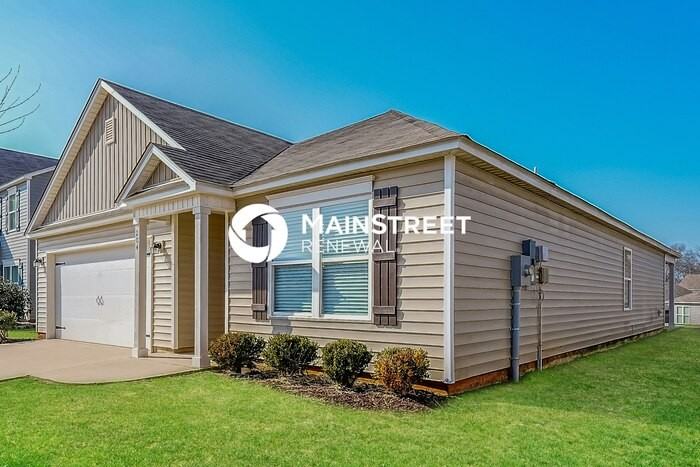 204 Leonards Court - Photo 2 of 18