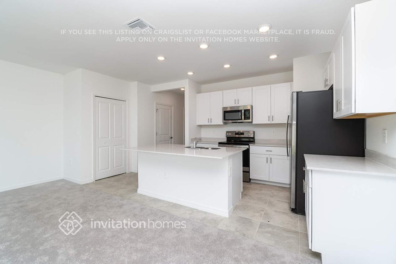 10392 Bradmore Rd #116 - Photo 7 of 30