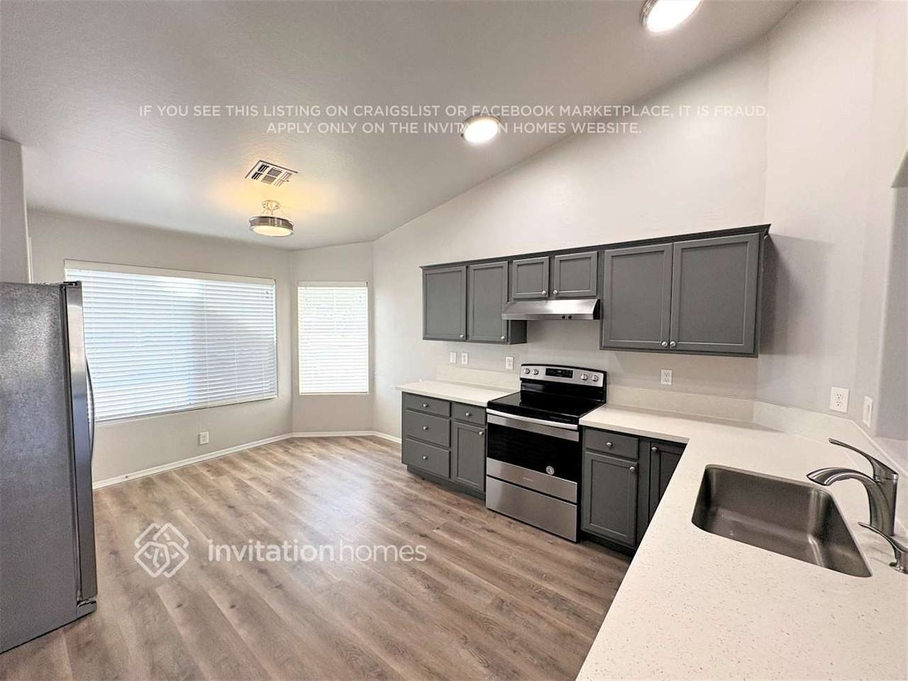 8816 W Las Palmaritas Dr - Photo 4 of 18