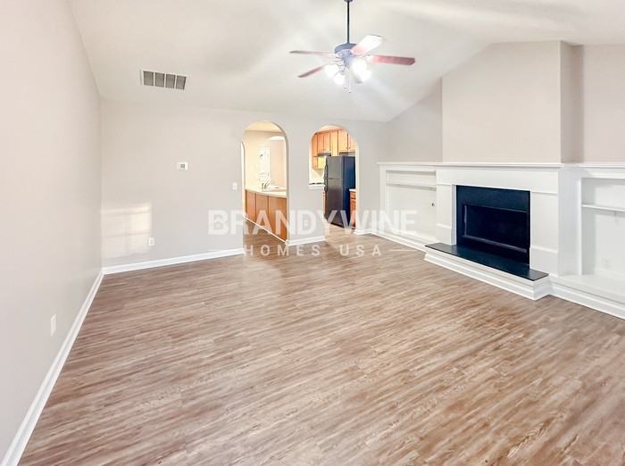 4830 Buckeye Pl - Photo 3 of 26