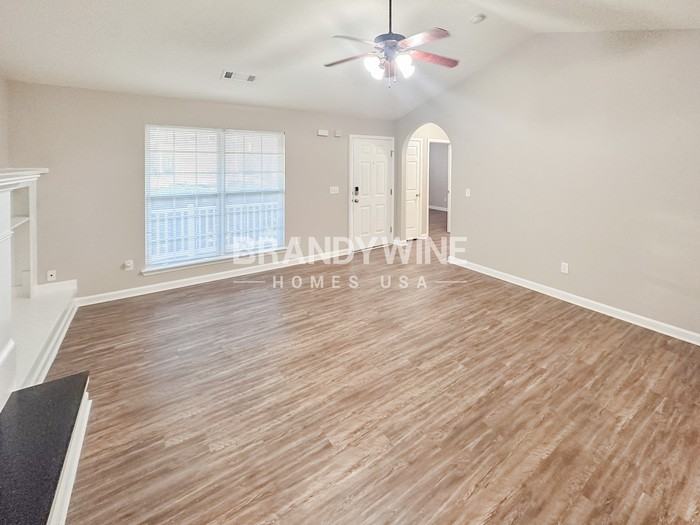 4830 Buckeye Pl - Photo 4 of 26