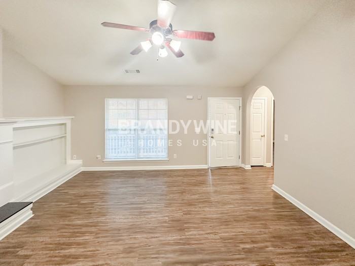 4830 Buckeye Pl - Photo 5 of 26