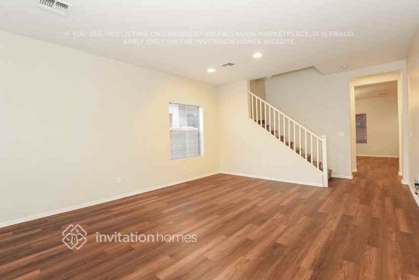 17661 W Lundberg St - Photo 4 of 22