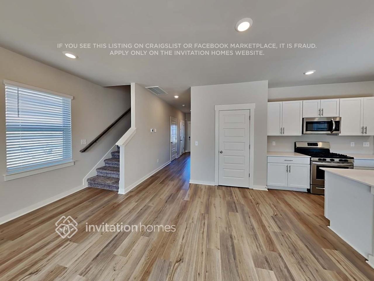 1013 Baltusrol Ln - Photo 5 of 20