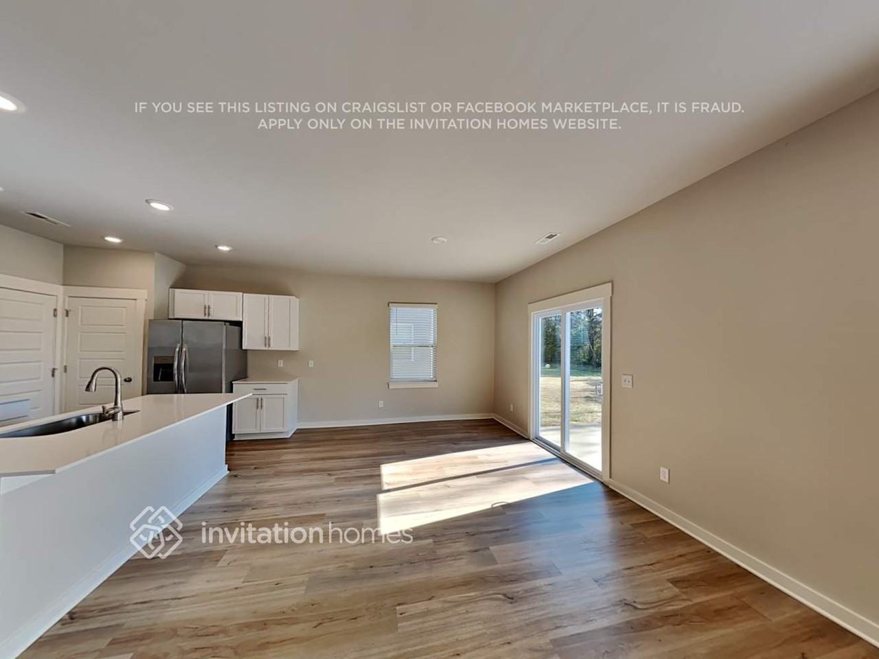 1013 Baltusrol Ln - Photo 6 of 20