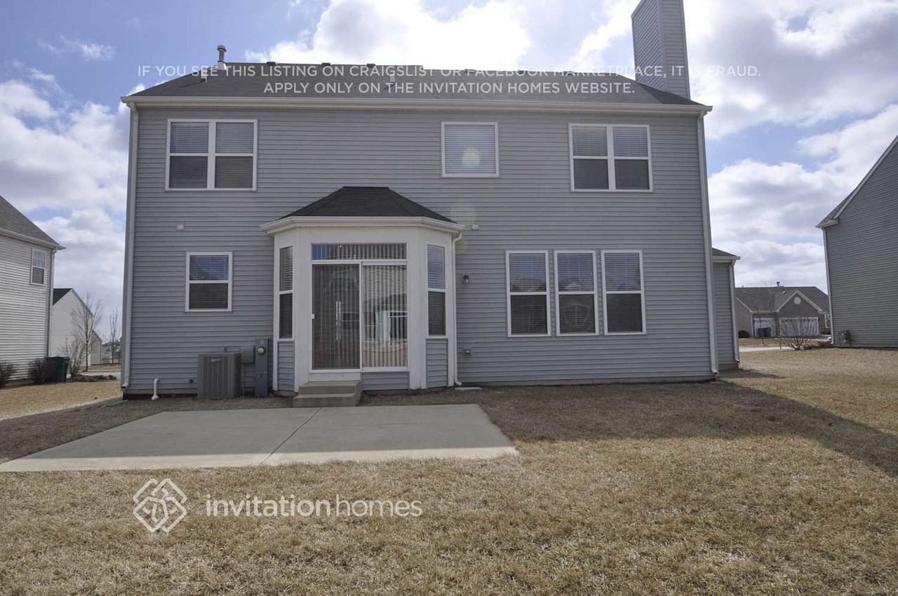 7913 Cavalier Dr - Photo 2 of 3