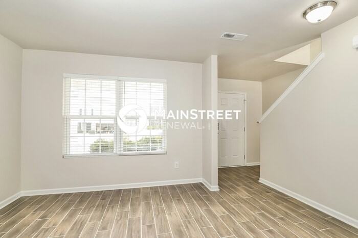 4111 Vershire Ave - Photo 5 of 19