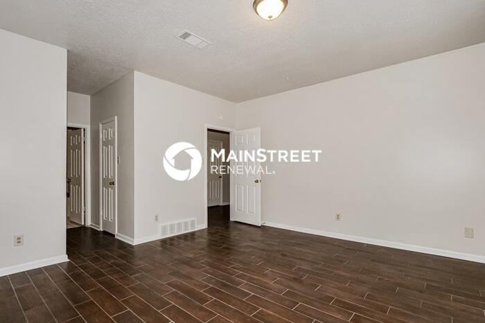 7897 Bentwood Cir - Photo 6 of 18