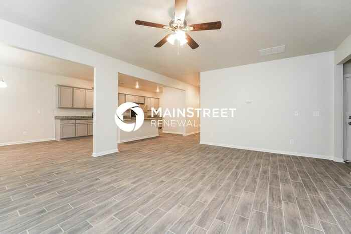 3811 River Rock Rd - Photo 4 of 19