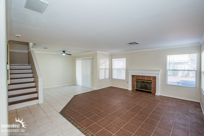 9348 Aston Martin Dr - Photo 3 of 14