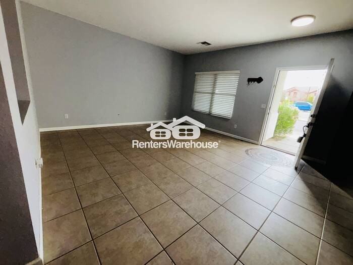 9044 E Pampa Ave - Photo 3 of 21