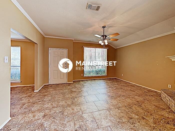 1237 Nancy Ln - Photo 2 of 19