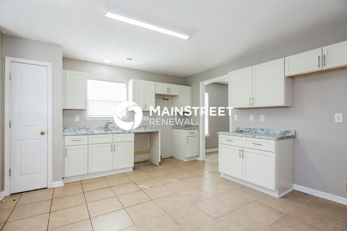 11124 Pointer Ridge Dr - Photo 7 of 17