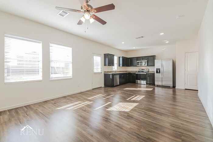 6215 Old Bridge Way - Photo 6 of 19