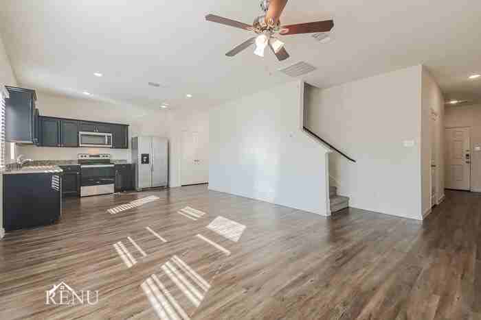 6215 Old Bridge Way - Photo 7 of 19