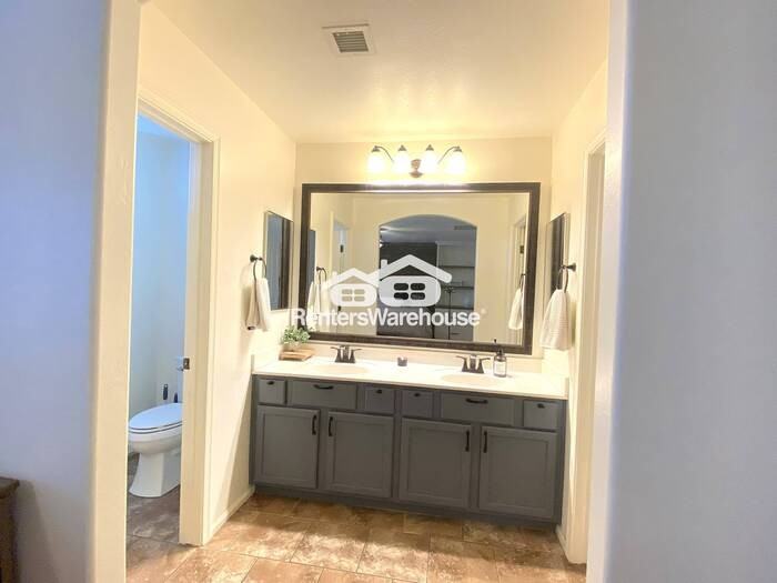 21501 N Davis Way - Photo 7 of 16