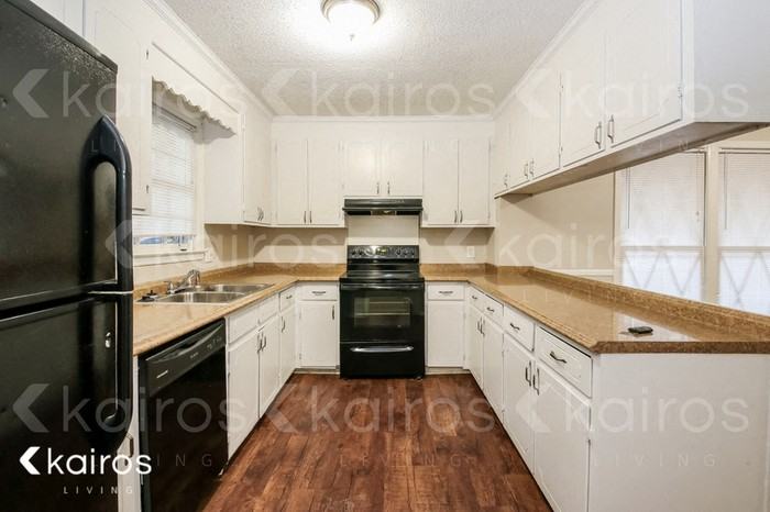 340 Carterhill Dr - Photo 7 of 16