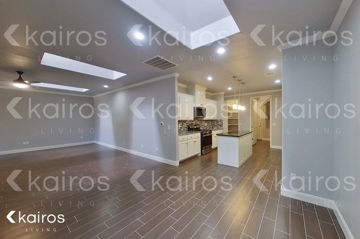 7308 Mosley St - Photo 5 of 30