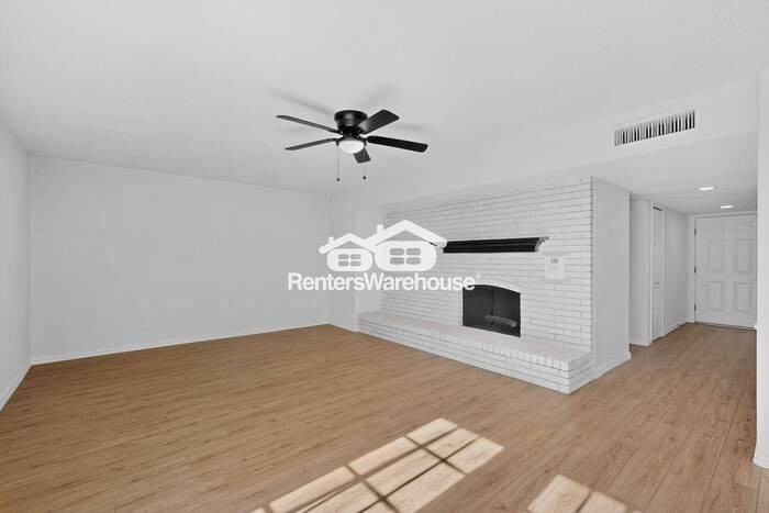 5056 Bartlett Dr - Photo 6 of 44