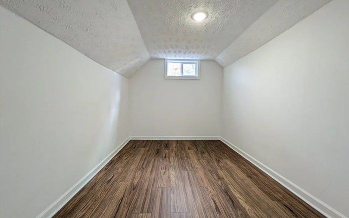 1911 Corning Ave - Photo 5 of 14