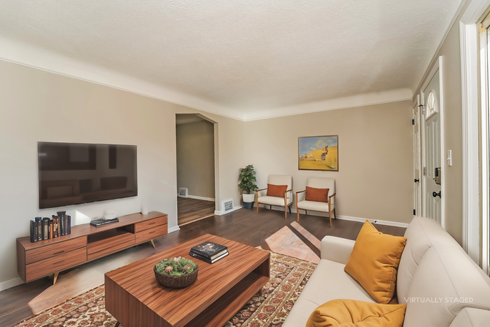 3026 Hearthstone Rd - Photo 6 of 22